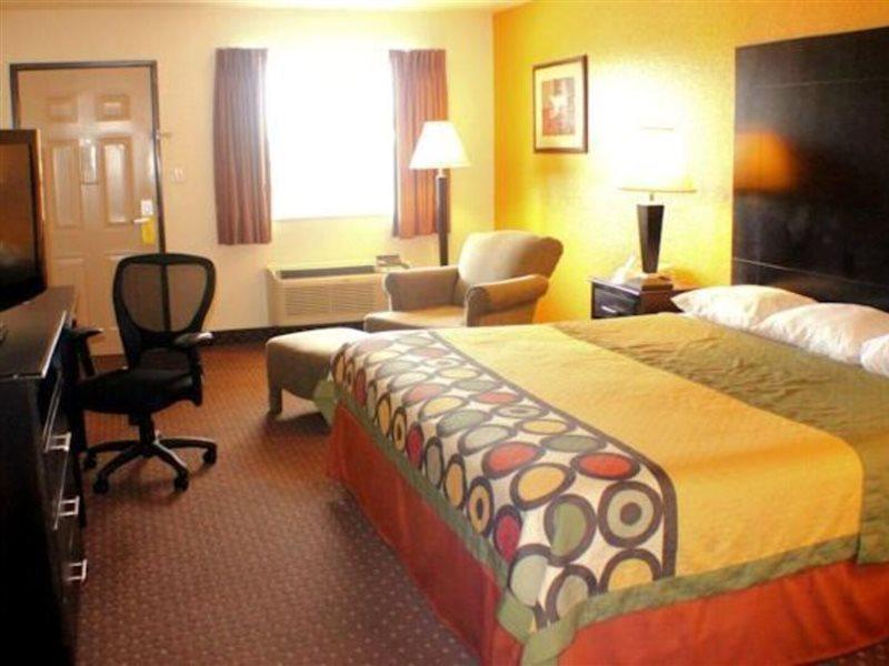 Hill Country Inn & Suites - New Braunfels, Gruene Extérieur photo