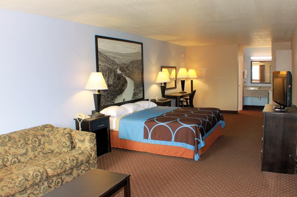 Hill Country Inn & Suites - New Braunfels, Gruene Extérieur photo